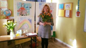 Pani Niewiadomska w Vancouver Schools